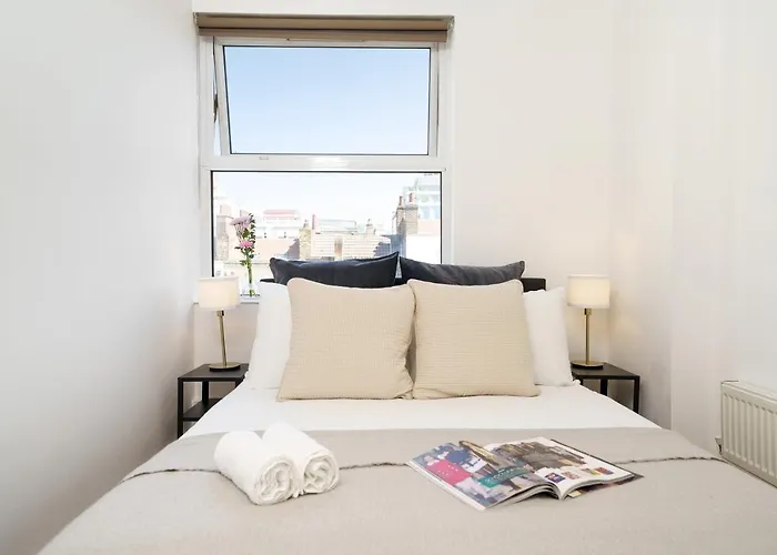 Best Location Oxford Str, Soho 2 Bedr, 3 Beds, 2 Bath